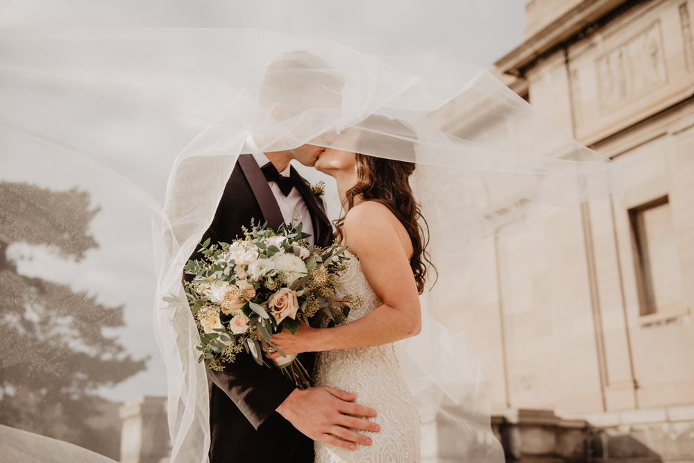 Le clausole del contratto di ricevimento cui prestare attenzione per non rovinarsi il matrimonio